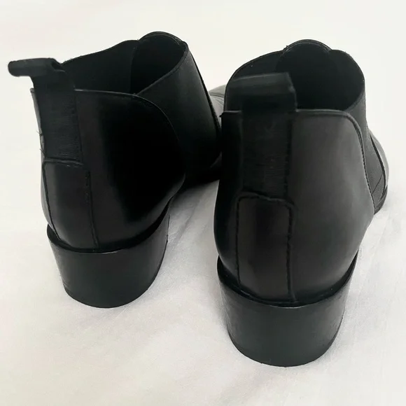Acne Studios Size 40 Jenny Black Pointed Toe Low Ankle Chelsea Bootie/Boots - Picture 6 of 12
